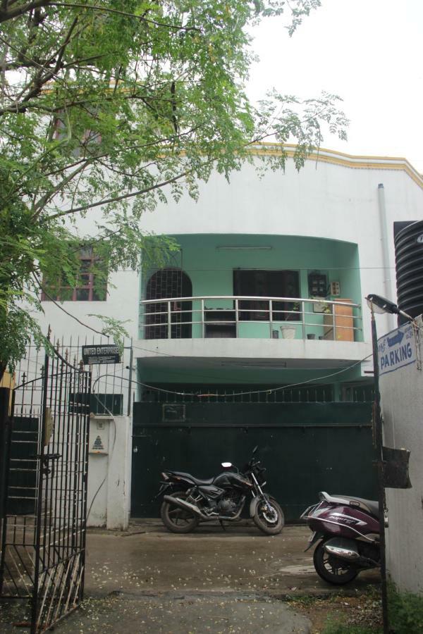 Hostel Gandhi Madras Buitenkant foto
